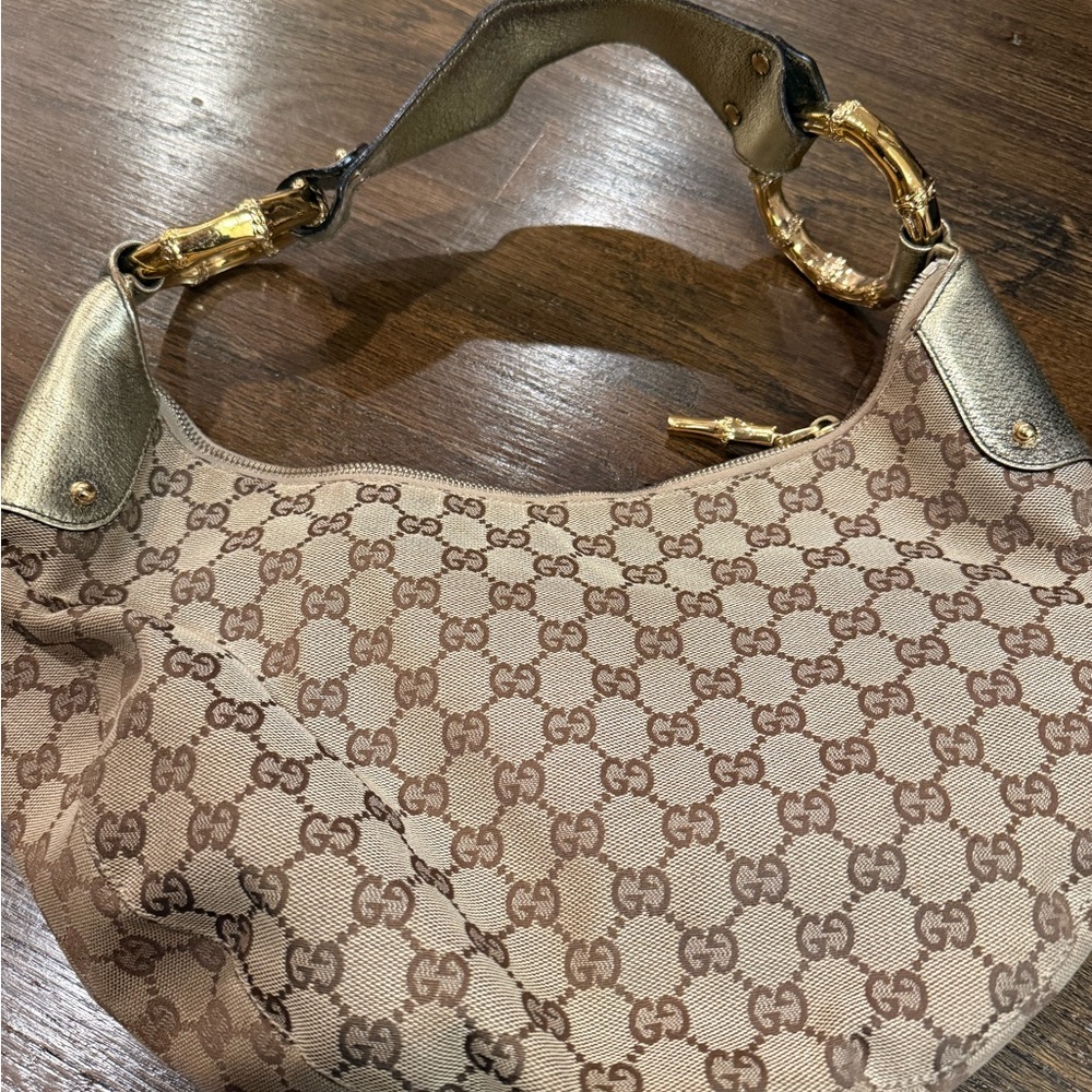 Gucci Tan and Gold Hobo Bag - Picture 4 of 5